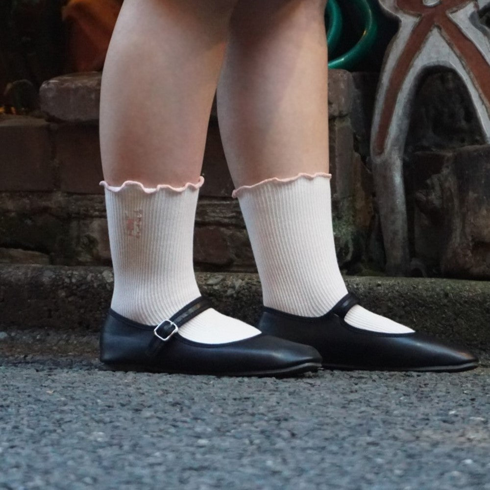 【さぼうる】イチゴジュース刺繍クルー丈ソックス
