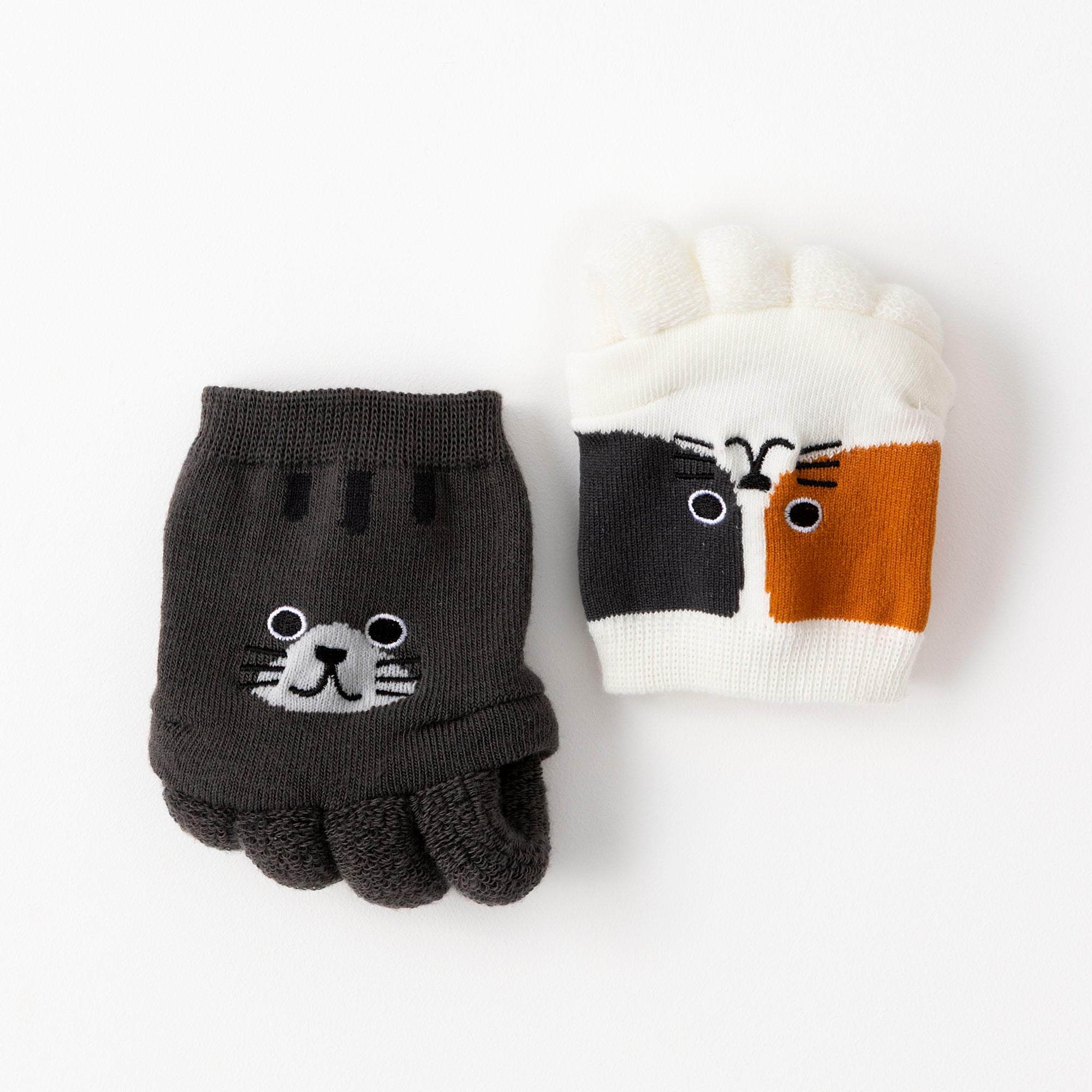 【にゃんこ堂】足指セパレートストレッチソックス