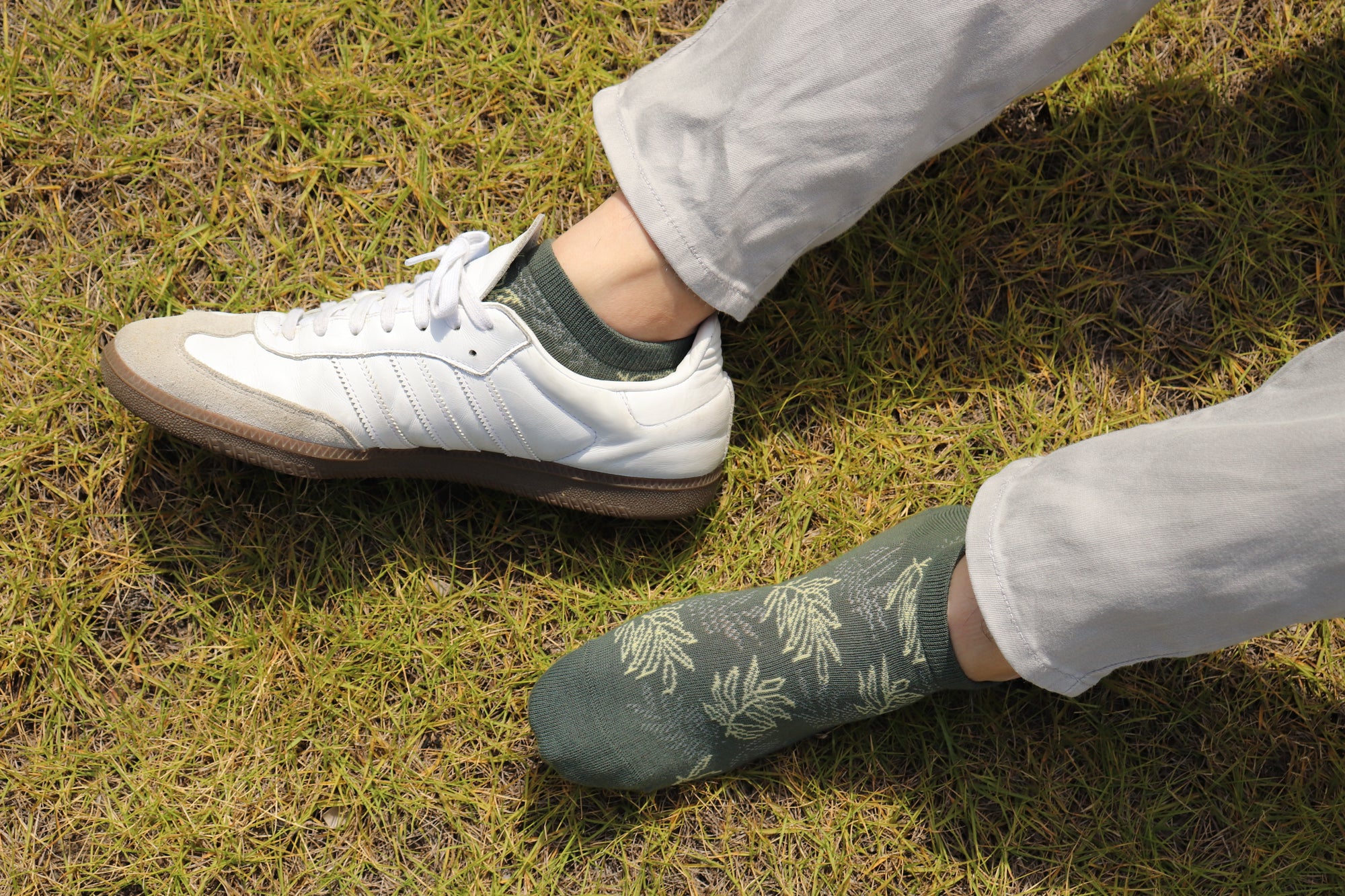 【A.V.V】ボタニカル柄スニーカー丈ソックス