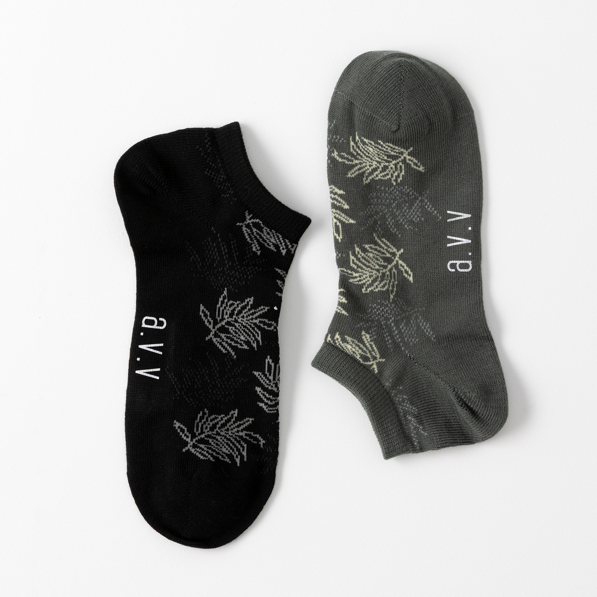 【A.V.V】ボタニカル柄スニーカー丈ソックス