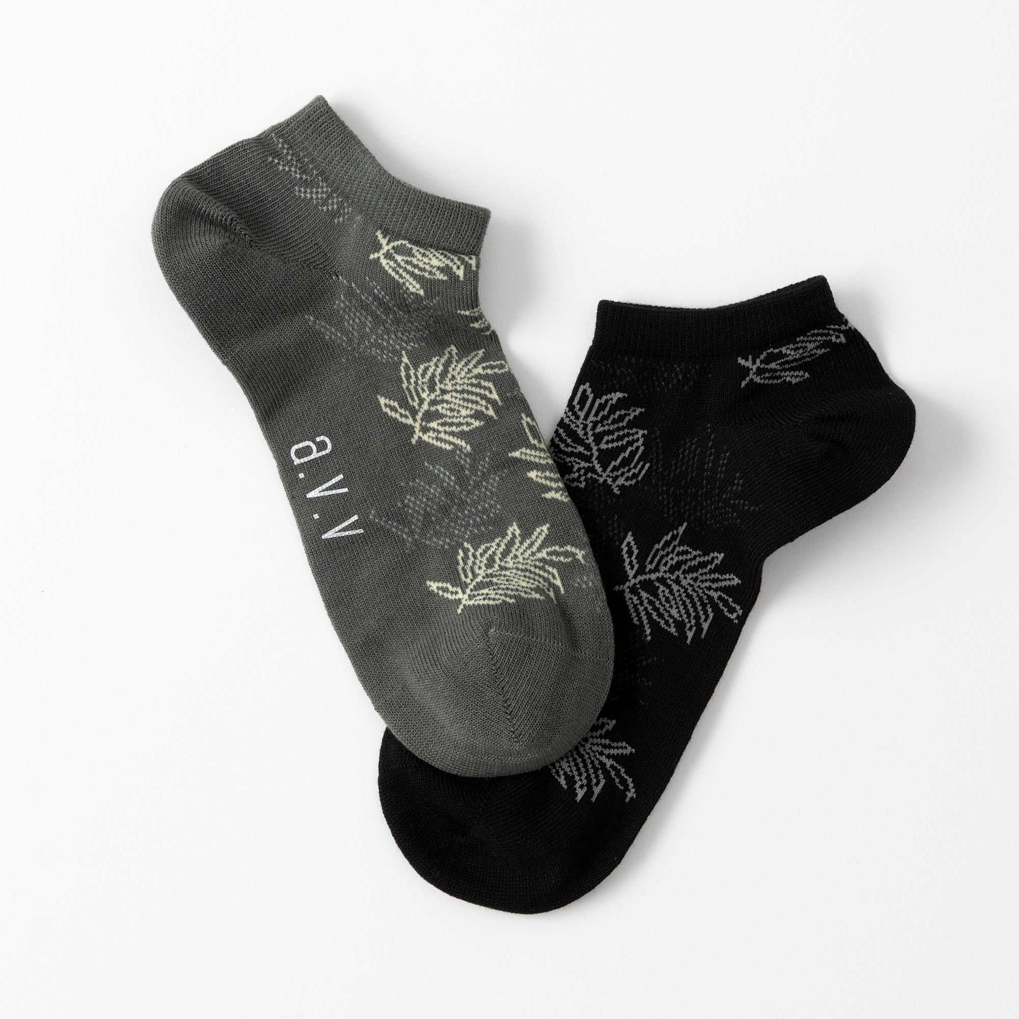 【A.V.V】ボタニカル柄スニーカー丈ソックス