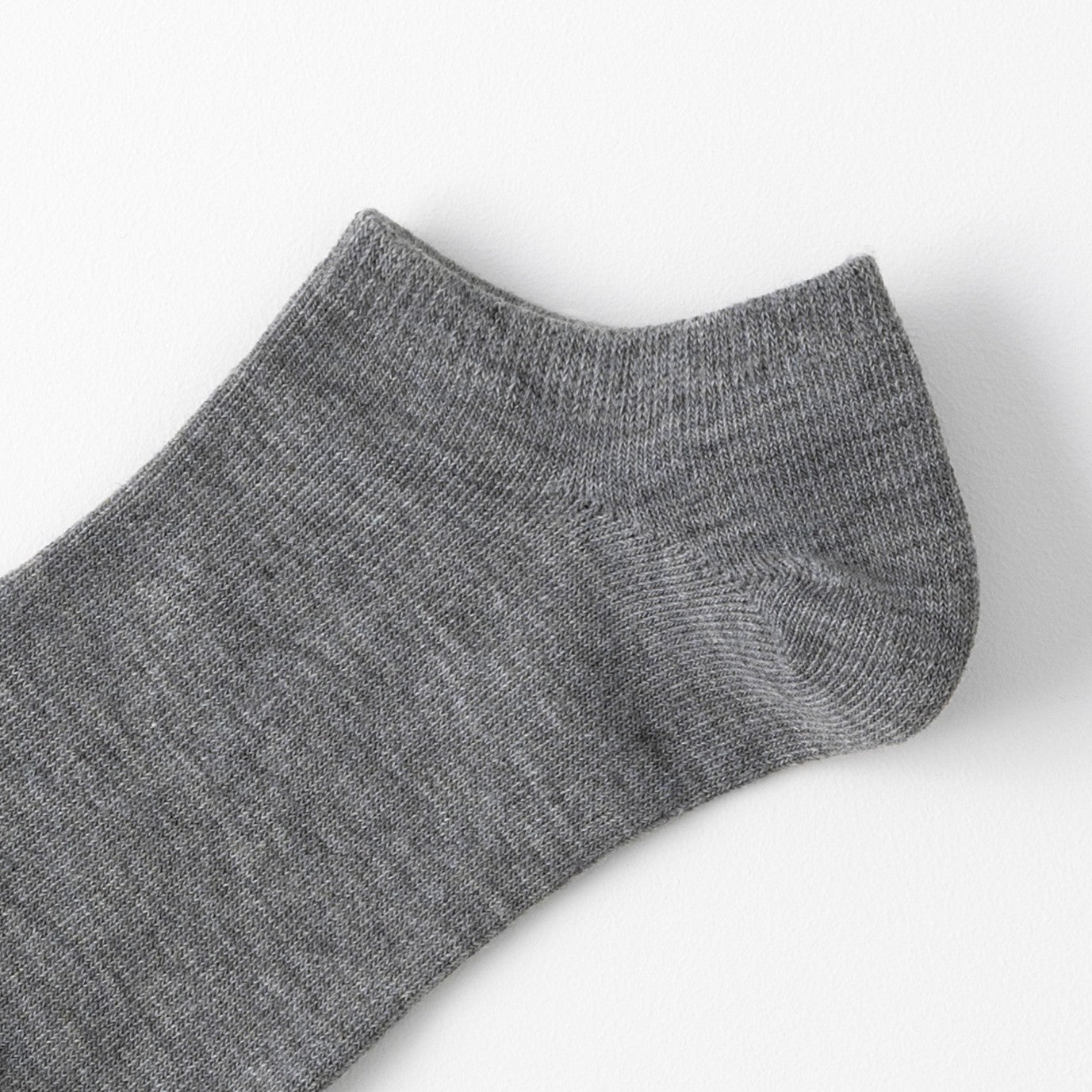 【A.V.V】カラー無地スニーカー丈ソックス