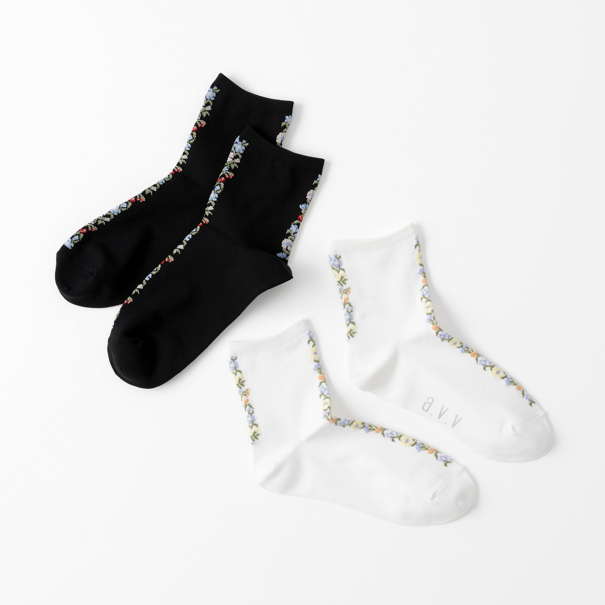 【A.V.V】花柄クルーソックス