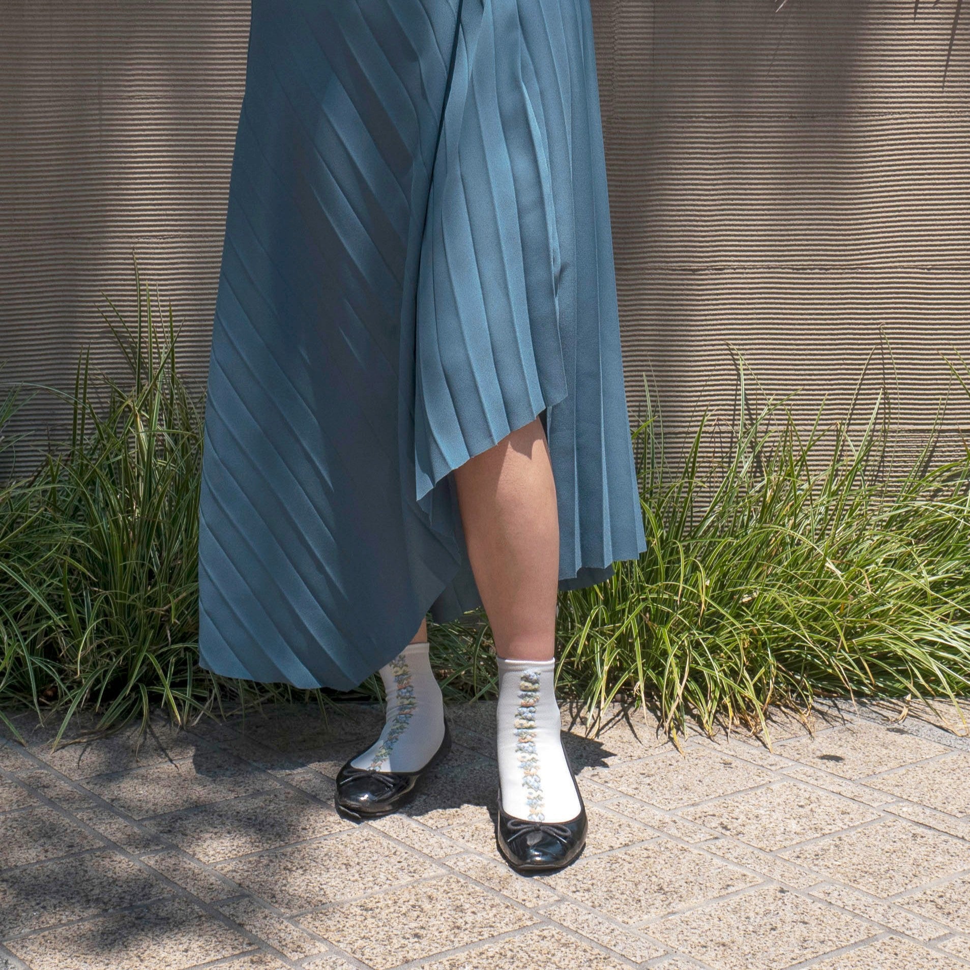 【A.V.V】花柄クルーソックス