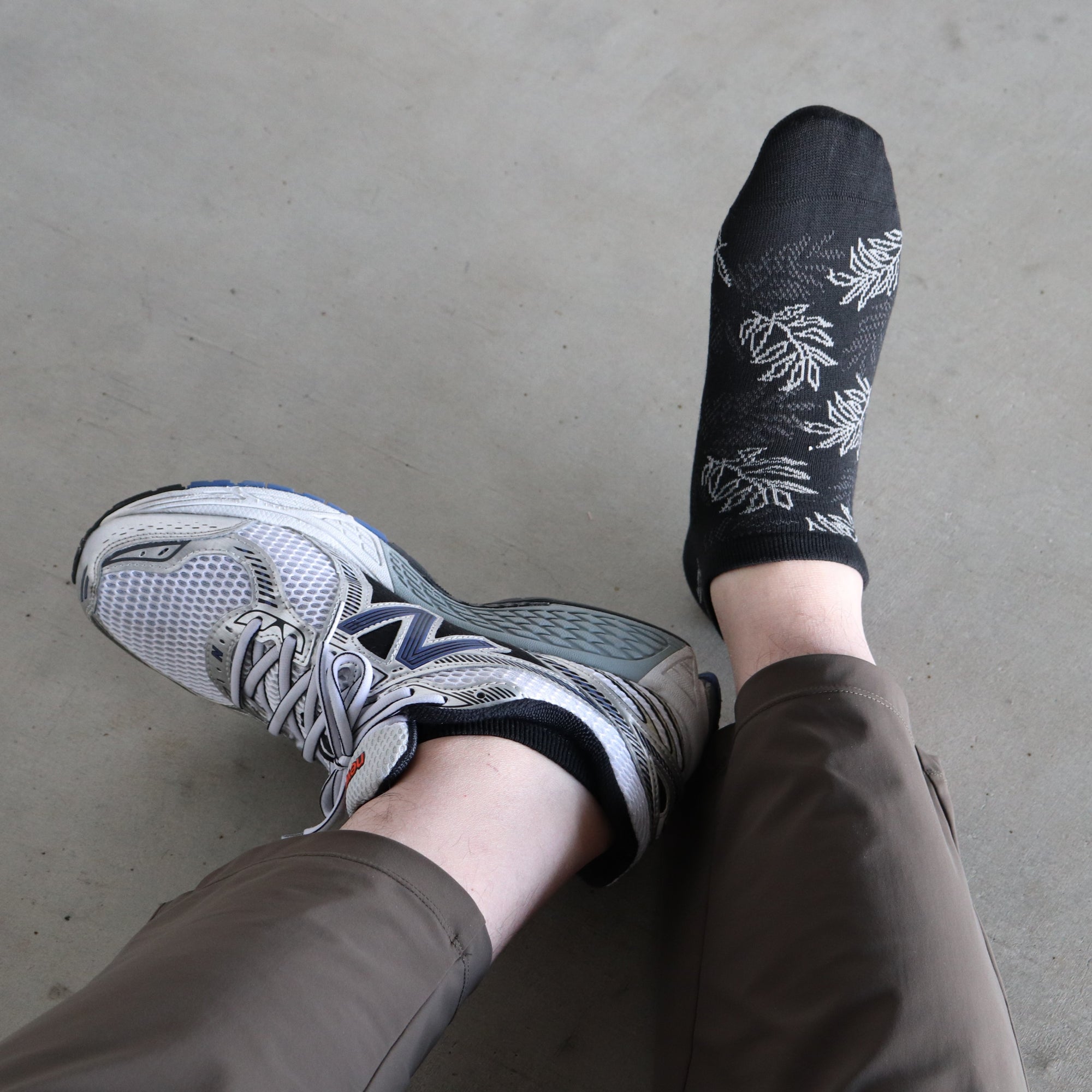 【A.V.V】ボタニカル柄スニーカー丈ソックス