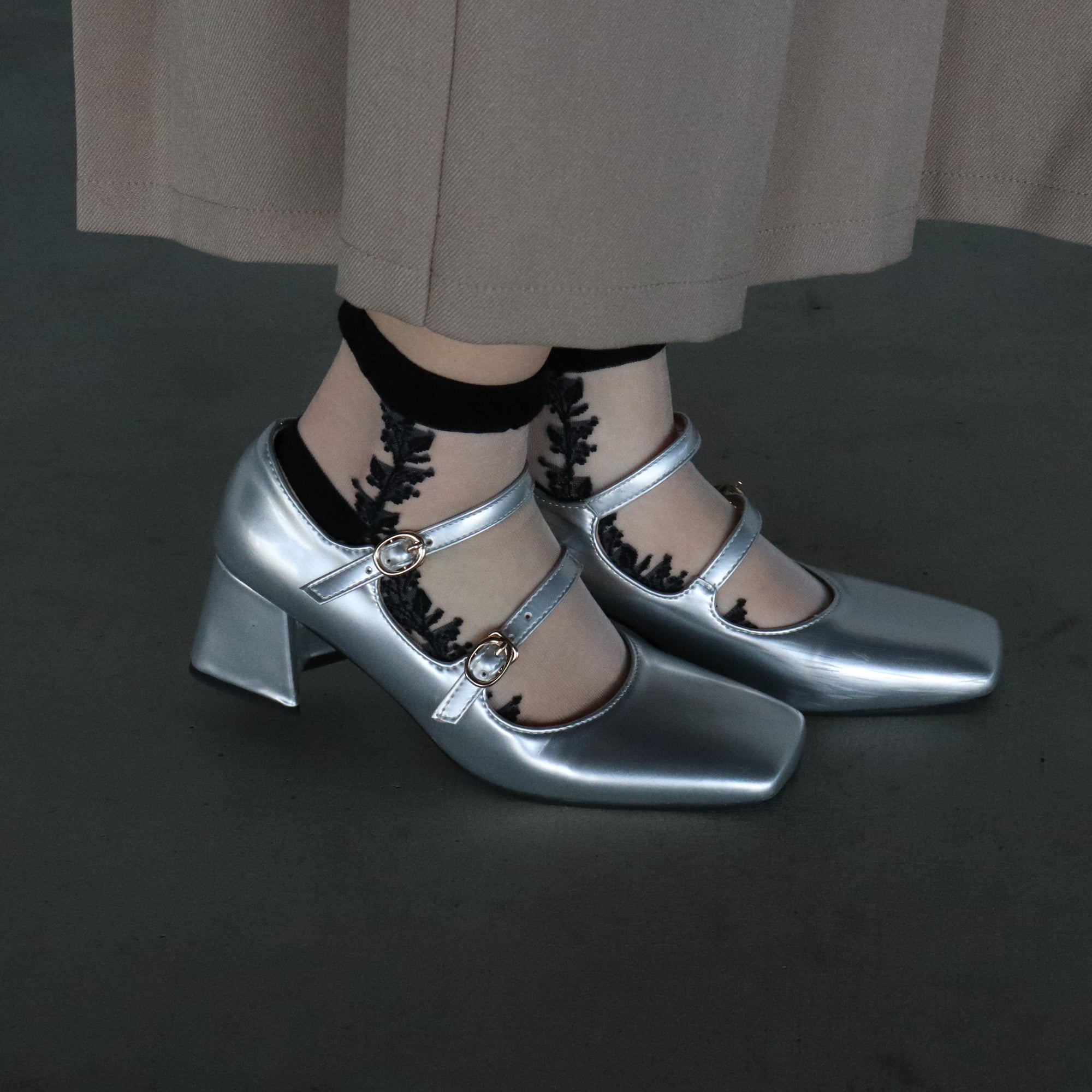 【hohaba】サイドリーフ柄テグスショートソックス