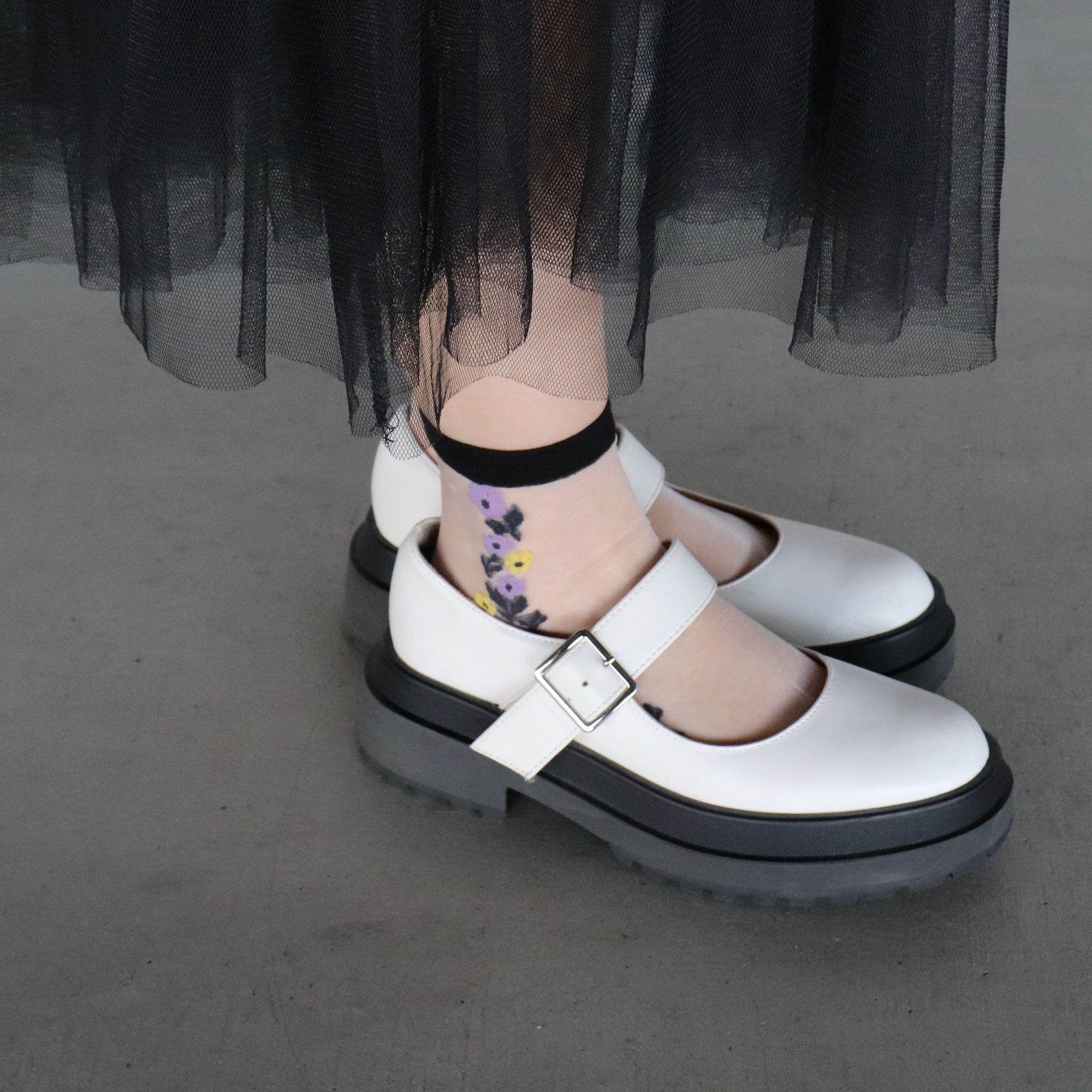 【hohaba】サイド花柄テグスクルーソックス