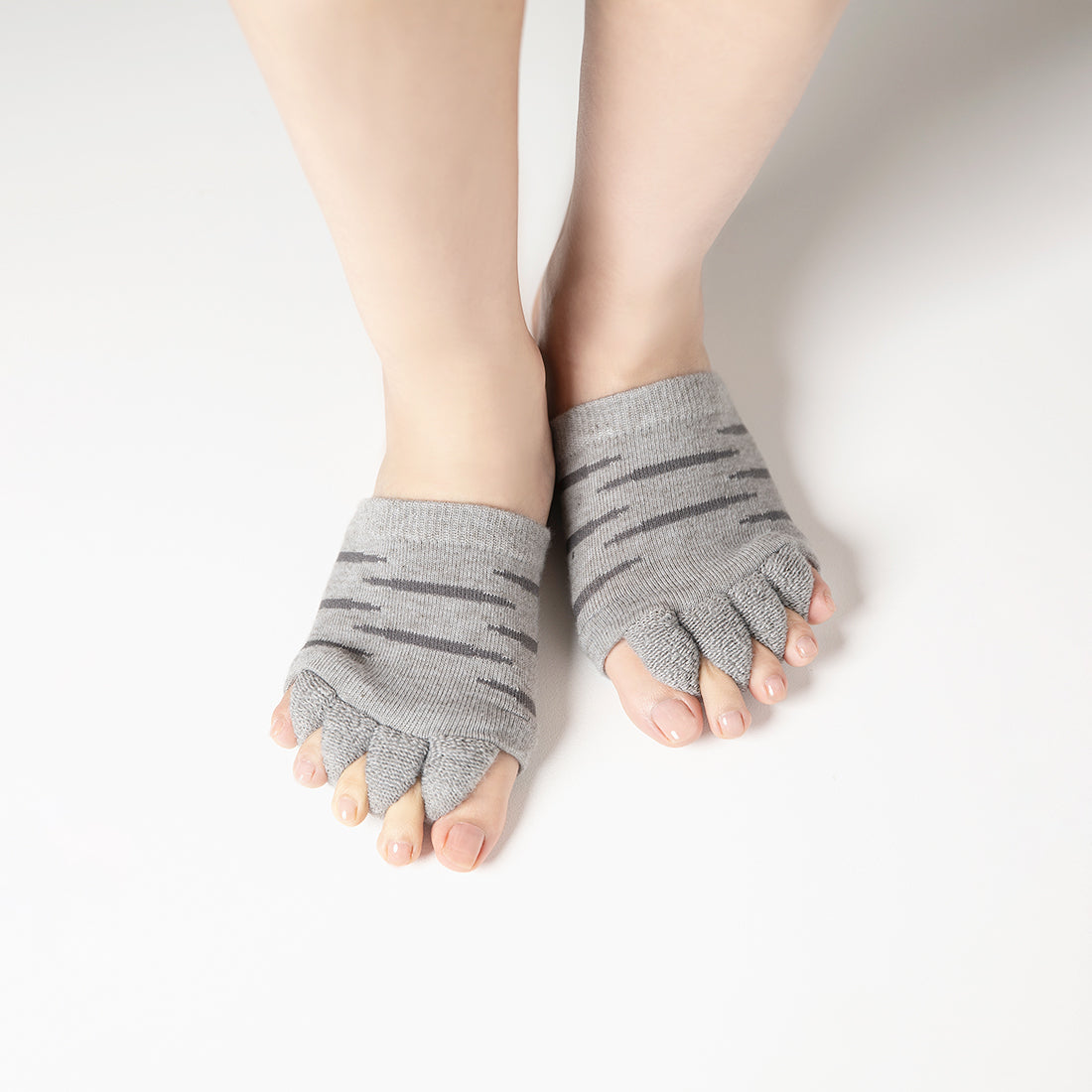 【にゃんこ堂】足指セパレートストレッチソックス