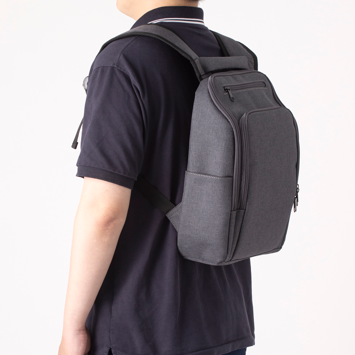 【ビジネスバックパック】撥水 12ポケットビジネスリュック　内容量11L